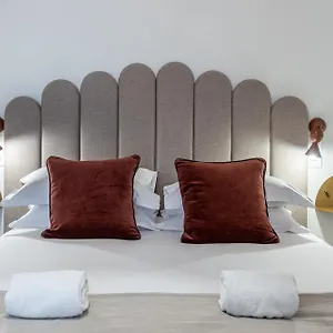 **** Hotel Le Nest By Sweett Francia